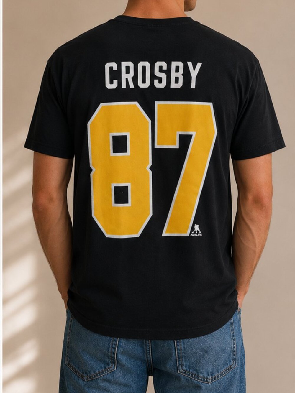 Sidney Crosby Pittsburgh Penguins NHL Graphic T-Shirt NWT (Men’s M)‎